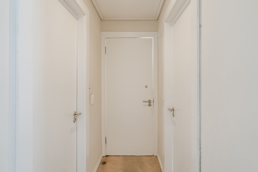 2 Bedroom Property for Sale in Sea Point Western Cape